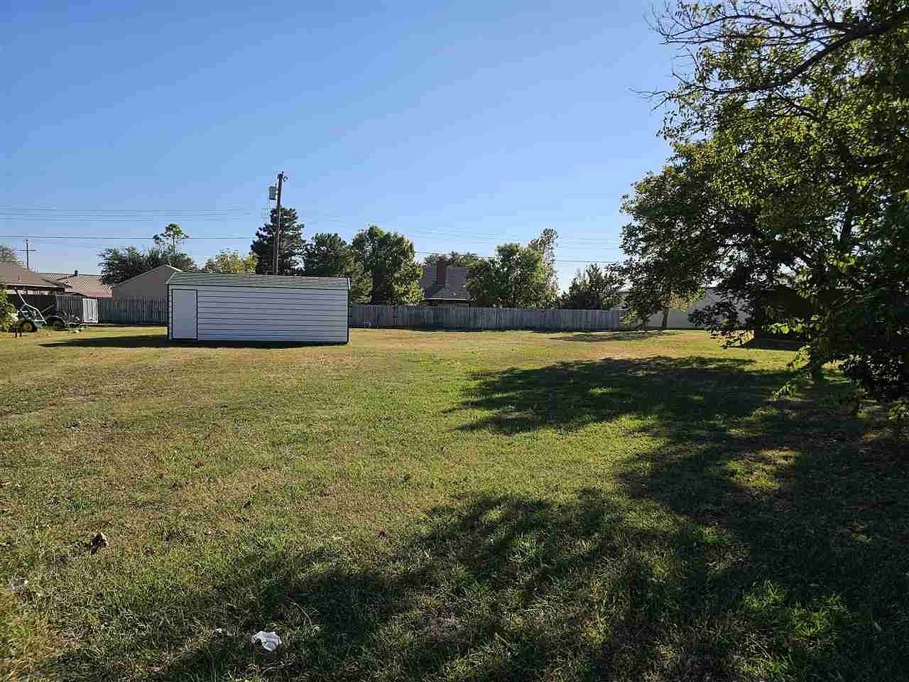 Residential Land for Sale in Elgin, Oklahoma