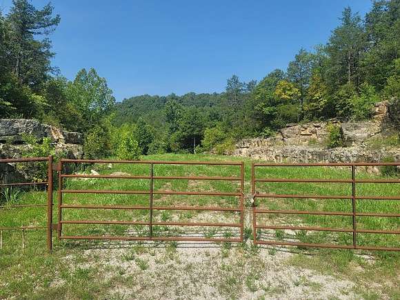 10 Acres of Land for Sale in Branson, Missouri