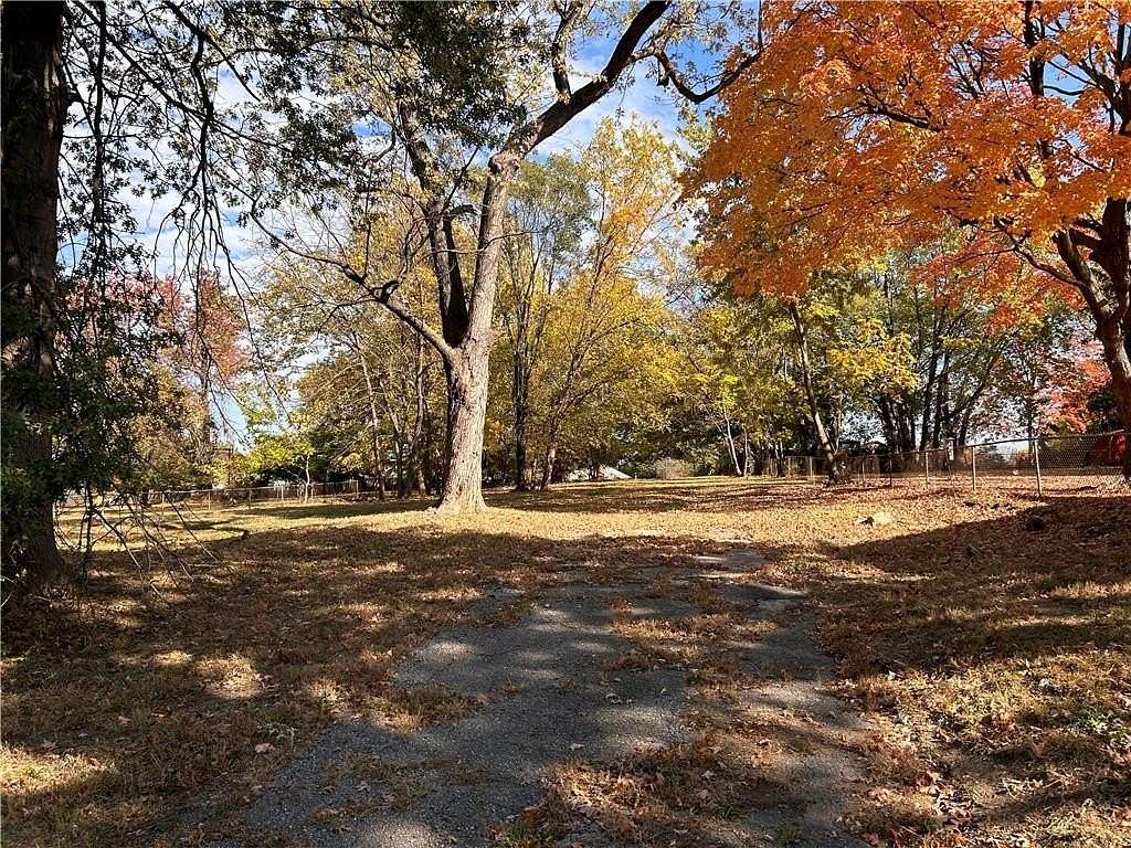 0.42 Acres of Residential Land for Sale in Kansas City, Missouri