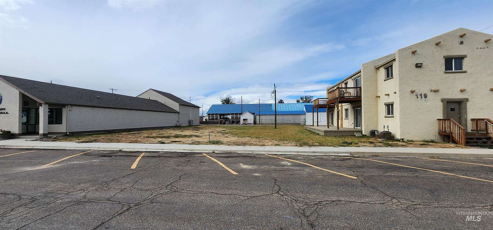 0.21 Acres of Commercial Land for Sale in Wilder, Idaho