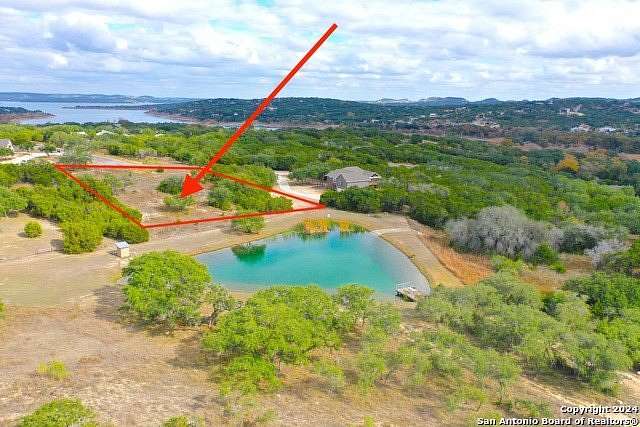 1.139 Acres of Residential Land for Sale in Canyon Lake, Texas