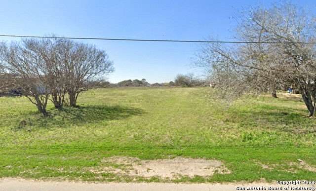 0.67 Acres of Improved Residential Land for Sale in Pleasanton, Texas