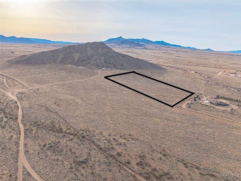 11.46 Acres of Land for Sale in Kingman, Arizona