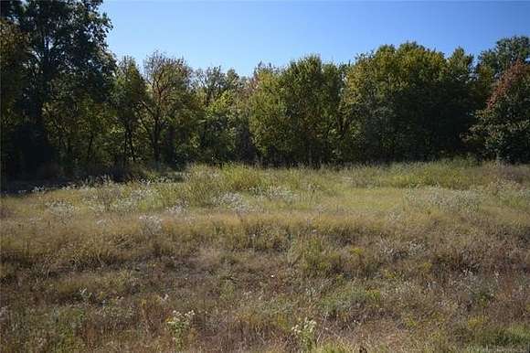 1.012 Acres of Residential Land for Sale in Coweta, Oklahoma