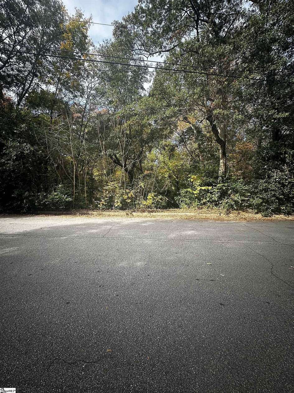 0.37 Acres of Residential Land for Sale in Greenville, South Carolina