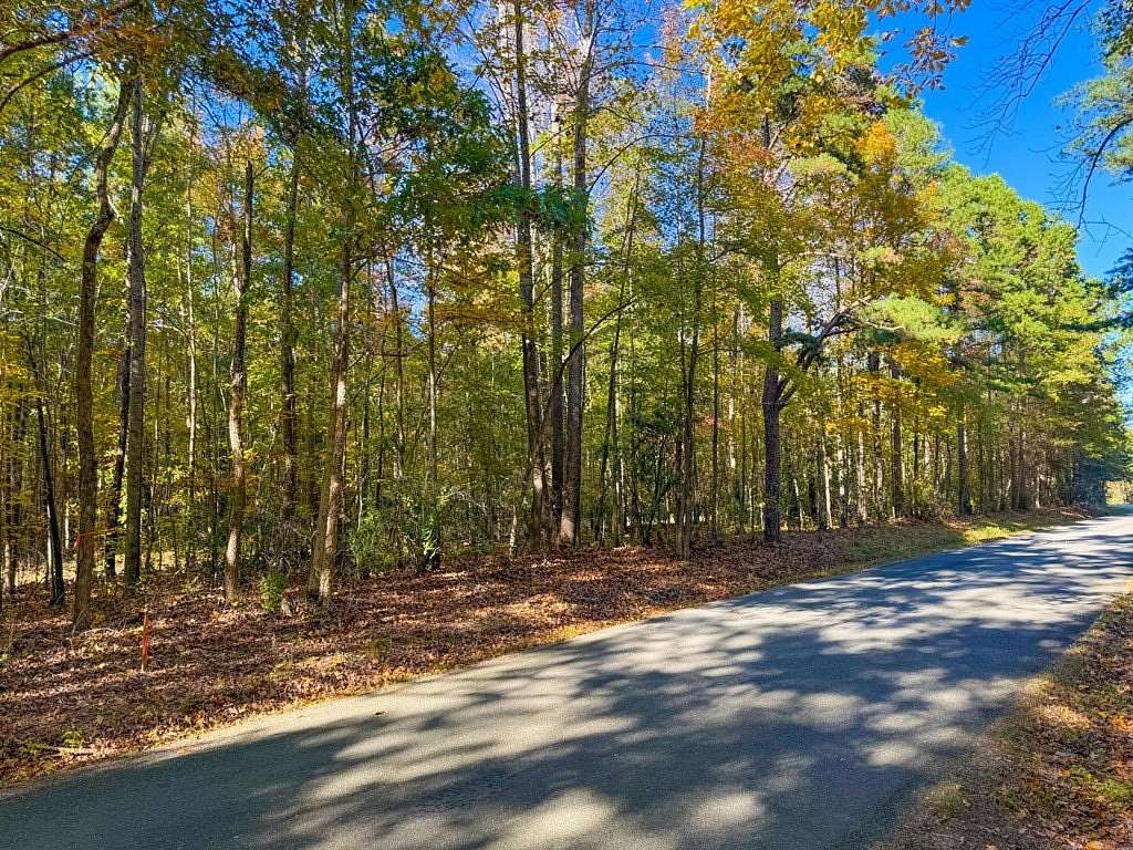 5.184 Acres of Residential Land for Sale in Crewe, Virginia