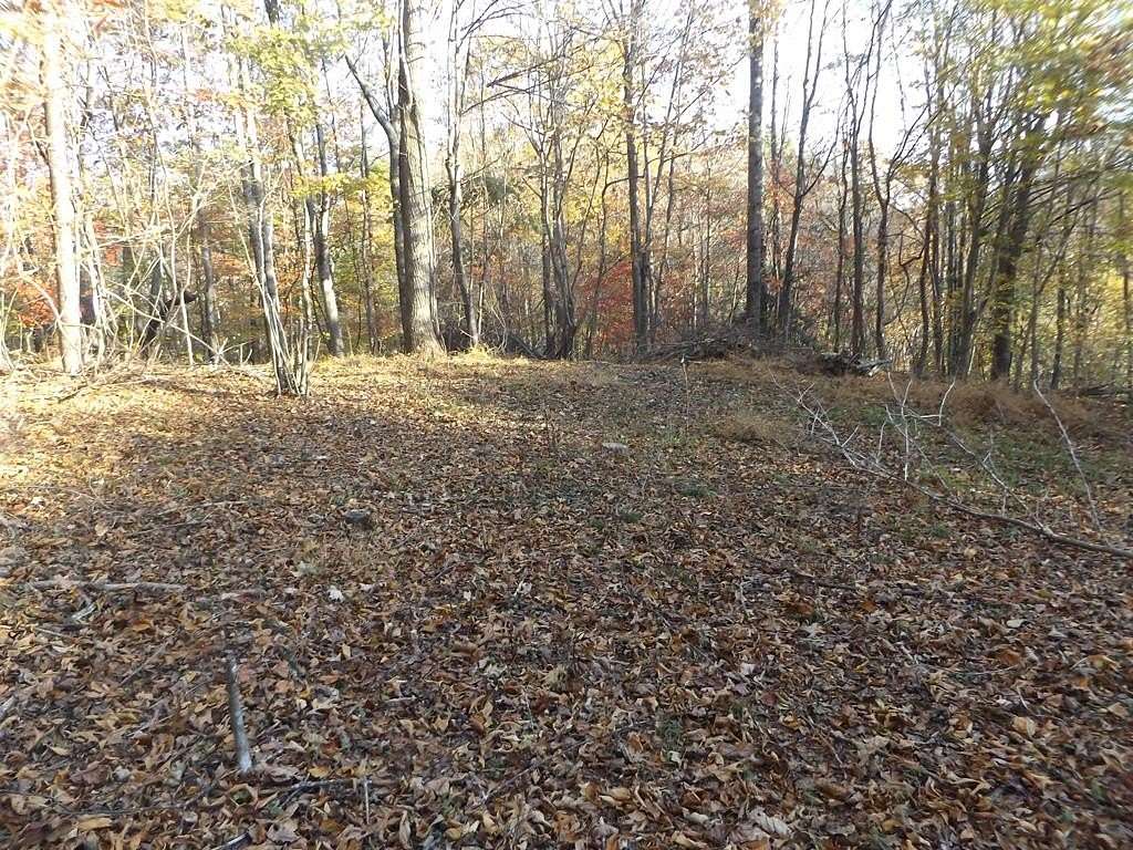 2.89 Acres of Residential Land for Sale in Hillsville, Virginia