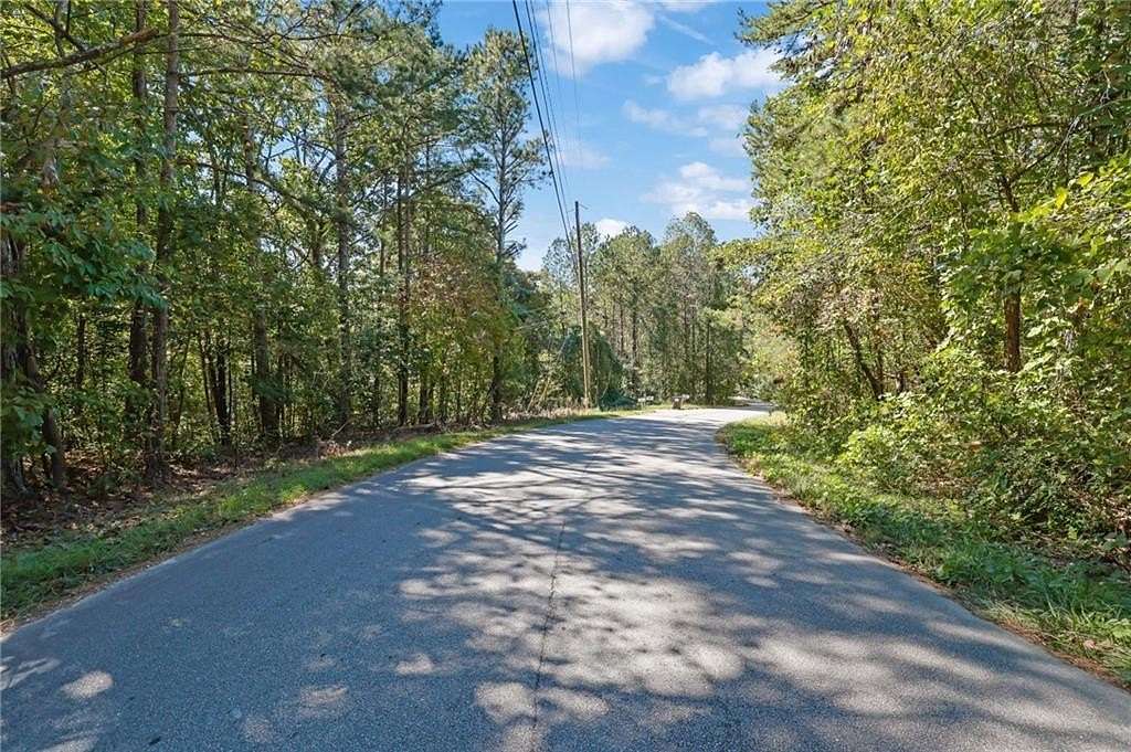 2.14 Acres of Residential Land for Sale in Flowery Branch, Georgia