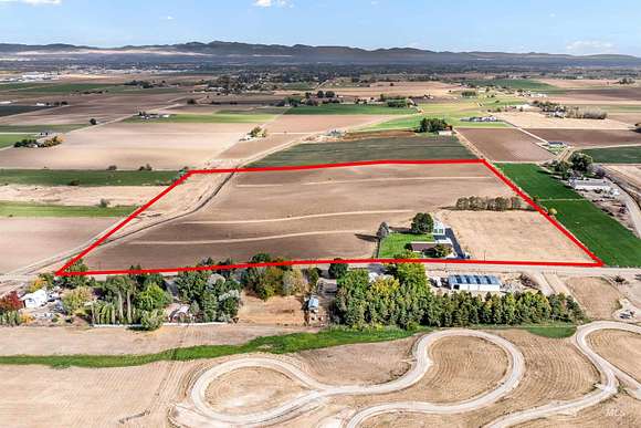 39.96 Acres of Agricultural Land with Home for Sale in Caldwell, Idaho