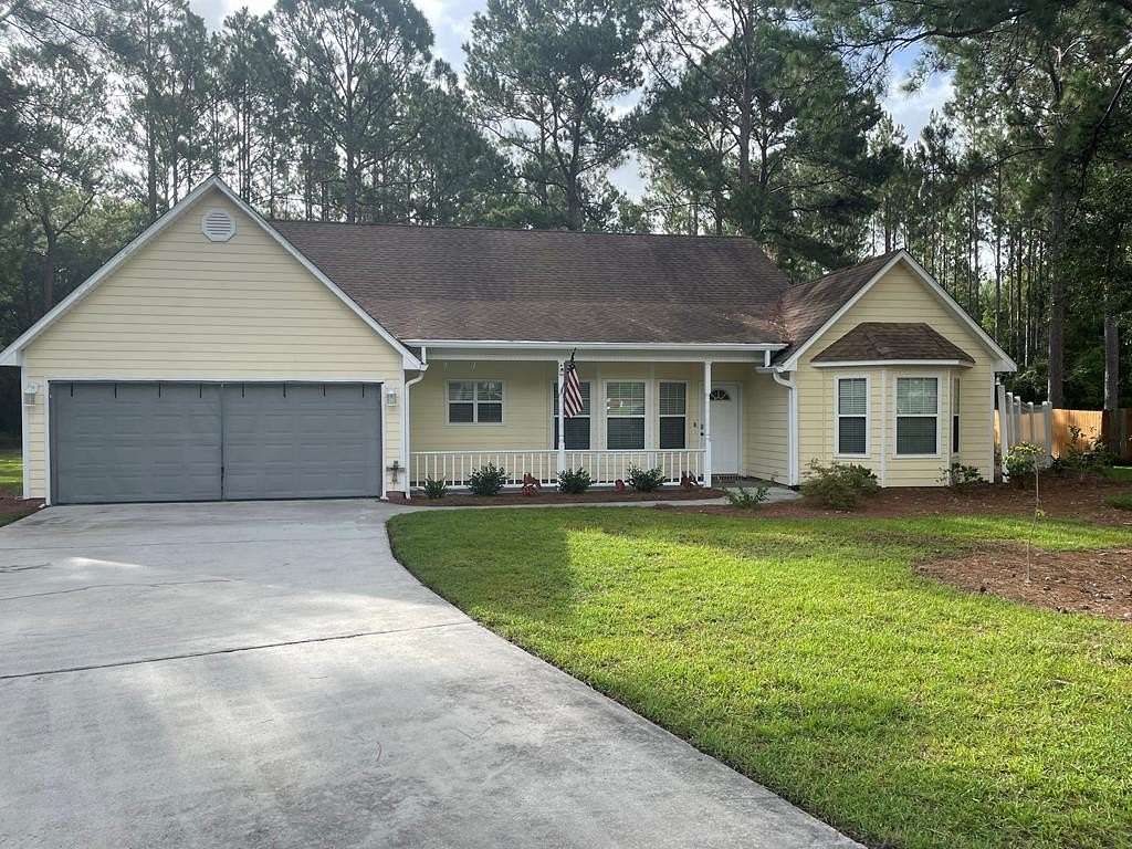 2.67 Acres of Residential Land with Home for Sale in Lakeland, Georgia