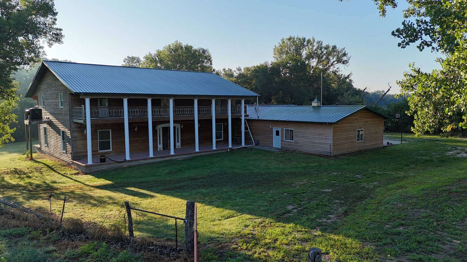 19.3 Acres of Land with Home for Sale in Beloit, Kansas