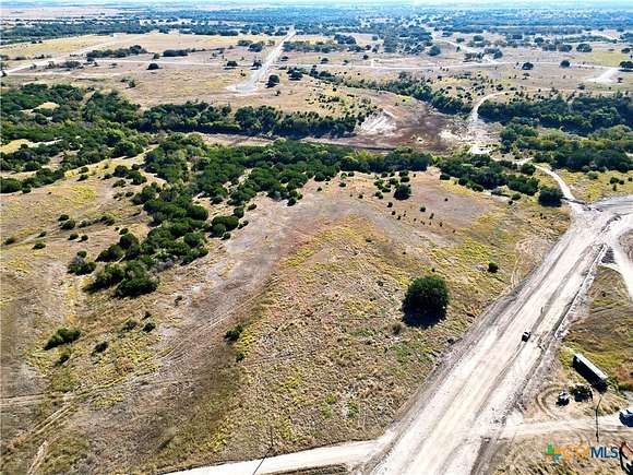 5.001 Acres of Residential Land for Sale in Oglesby, Texas