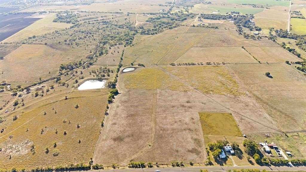 11 Acres of Land for Sale in Alvarado, Texas