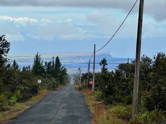 1.001 Acres of Land for Sale in Hawaiian Ocean View, Hawaii