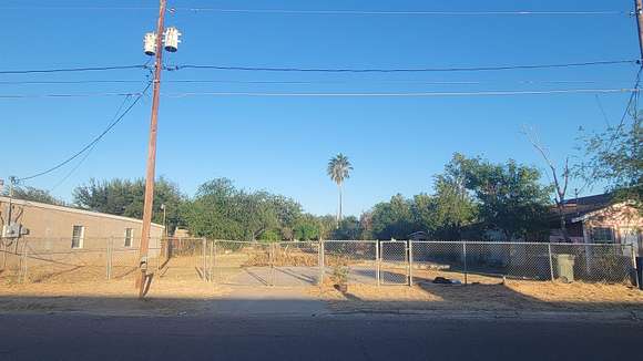 0.217 Acres of Commercial Land for Sale in Laredo, Texas