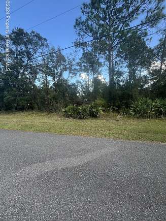 0.84 Acres of Residential Land for Sale in Brooksville, Florida