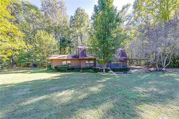 3.618 Acres of Residential Land with Home for Sale in Hoschton, Georgia