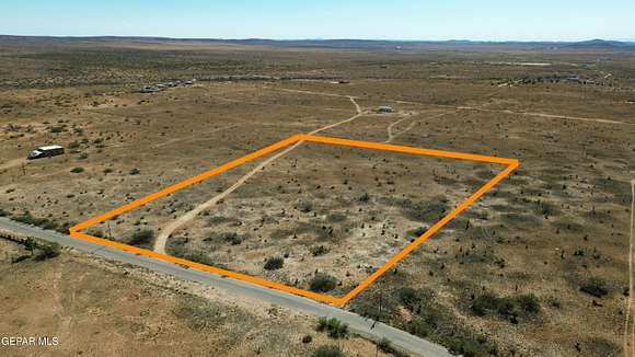 5 Acres of Residential Land for Sale in Fort Hancock, Texas