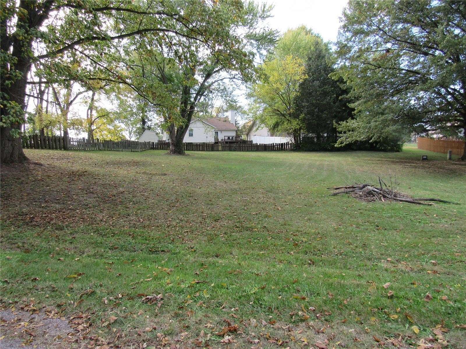 0.335 Acres of Residential Land for Sale in Edwardsville, Illinois