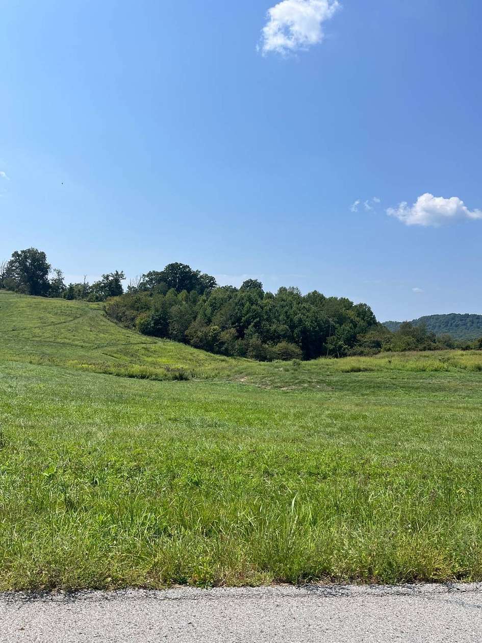 1.54 Acres of Land for Sale in Gravel Switch, Kentucky