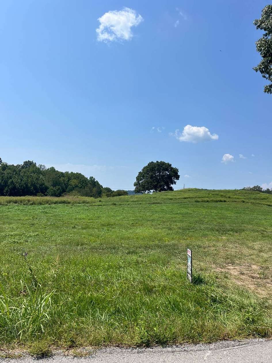 0.9 Acres of Land for Sale in Gravel Switch, Kentucky