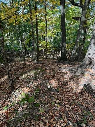 1 Acre of Residential Land for Sale in Hartland, Wisconsin