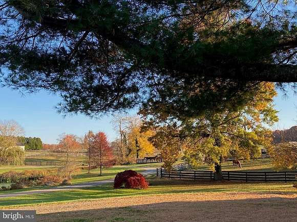 34 Acres of Land with Home for Sale in Middleburg, Virginia