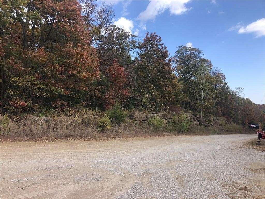 8.06 Acres of Residential Land for Sale in Butler, Missouri