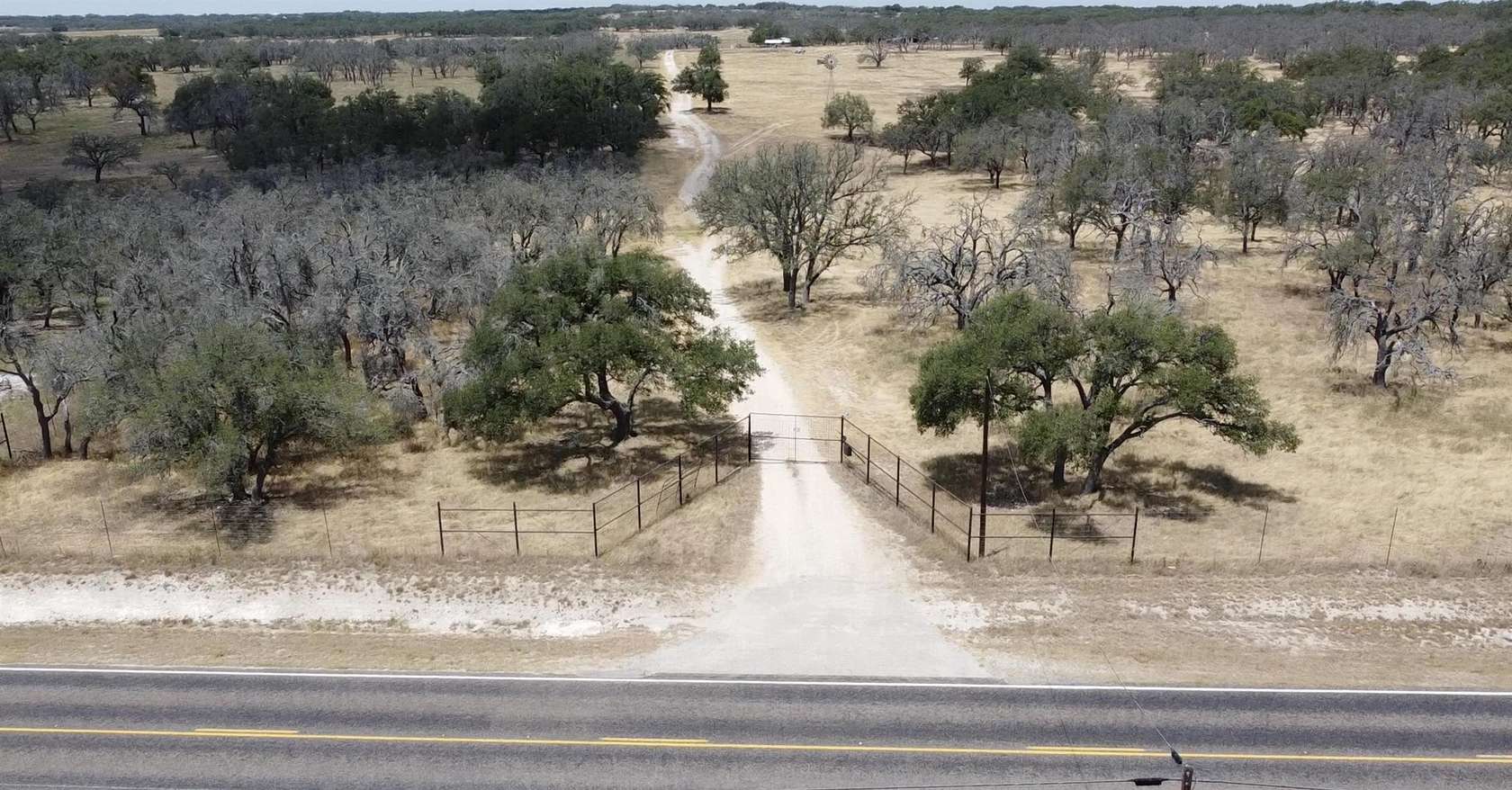 460 Acres of Agricultural Land for Sale in Harper, Texas