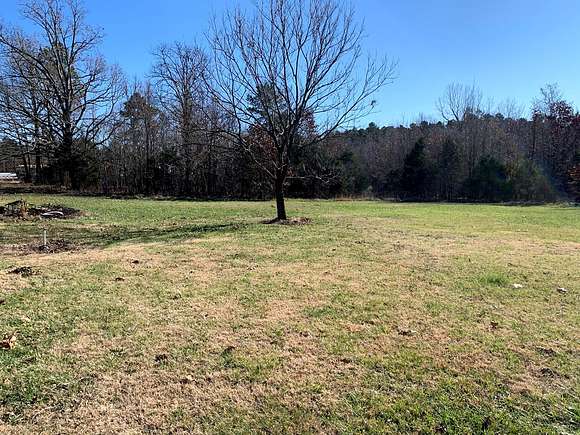 14 Acres of Land with Home for Sale in Yellville, Arkansas