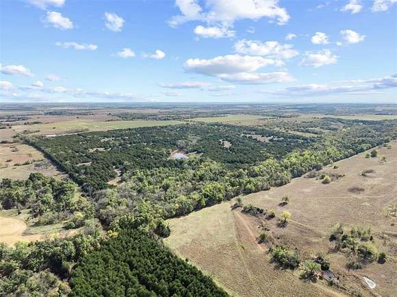 160 Acres of Land for Sale in Crescent, Oklahoma