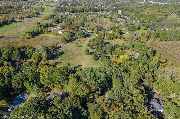 5.21 Acres of Residential Land for Sale in Commerce Township, Michigan