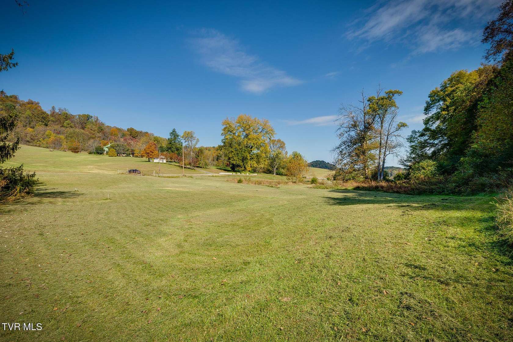 2.91 Acres of Residential Land for Sale in Piney Flats, Tennessee