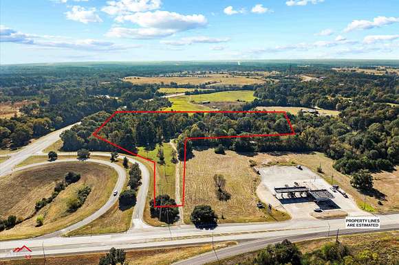 12 Acres of Improved Mixed-Use Land for Sale in Tenaha, Texas