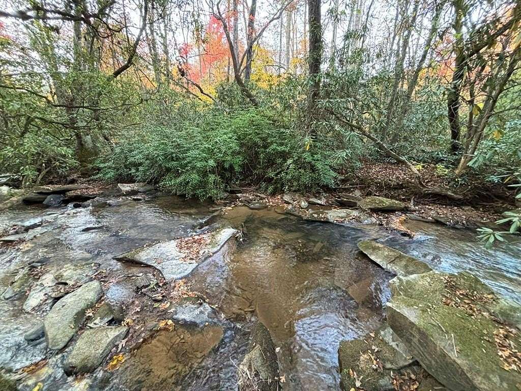 4.31 Acres of Residential Land for Sale in Mineral Bluff, Georgia