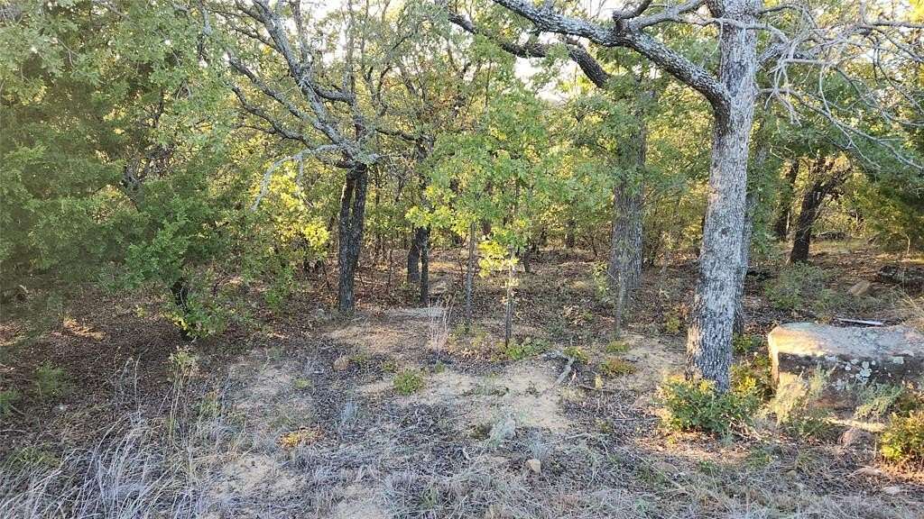 2.01 Acres of Residential Land for Sale in Sunset, Texas