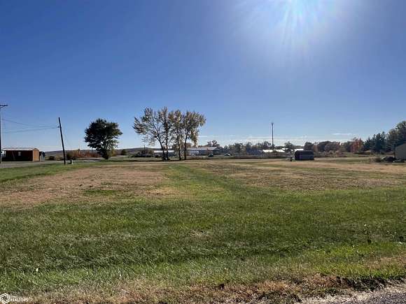 1.251 Acres of Residential Land for Sale in Eldon, Iowa