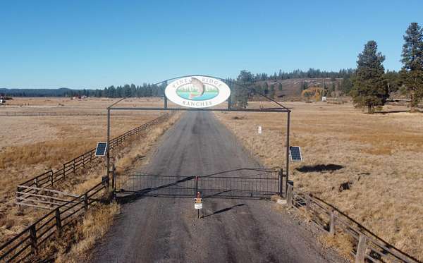 5 Acres of Agricultural Land for Sale in Chiloquin, Oregon