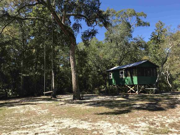 0.48 Acres of Residential Land for Sale in Sopchoppy, Florida