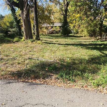 0.121 Acres of Residential Land for Sale in Independence, Missouri