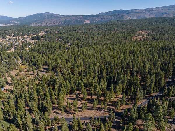 10 Acres of Land for Sale in Truckee, California