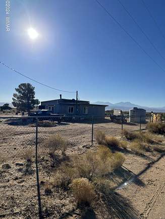 2.14 Acres of Residential Land with Home for Sale in Kingman, Arizona