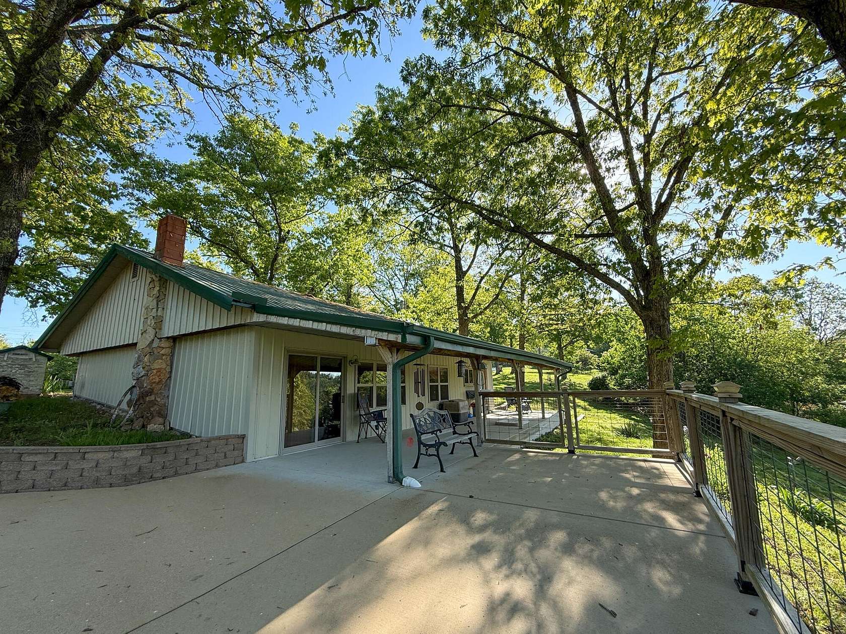 15 Acres of Recreational Land with Home for Sale in Cabool, Missouri