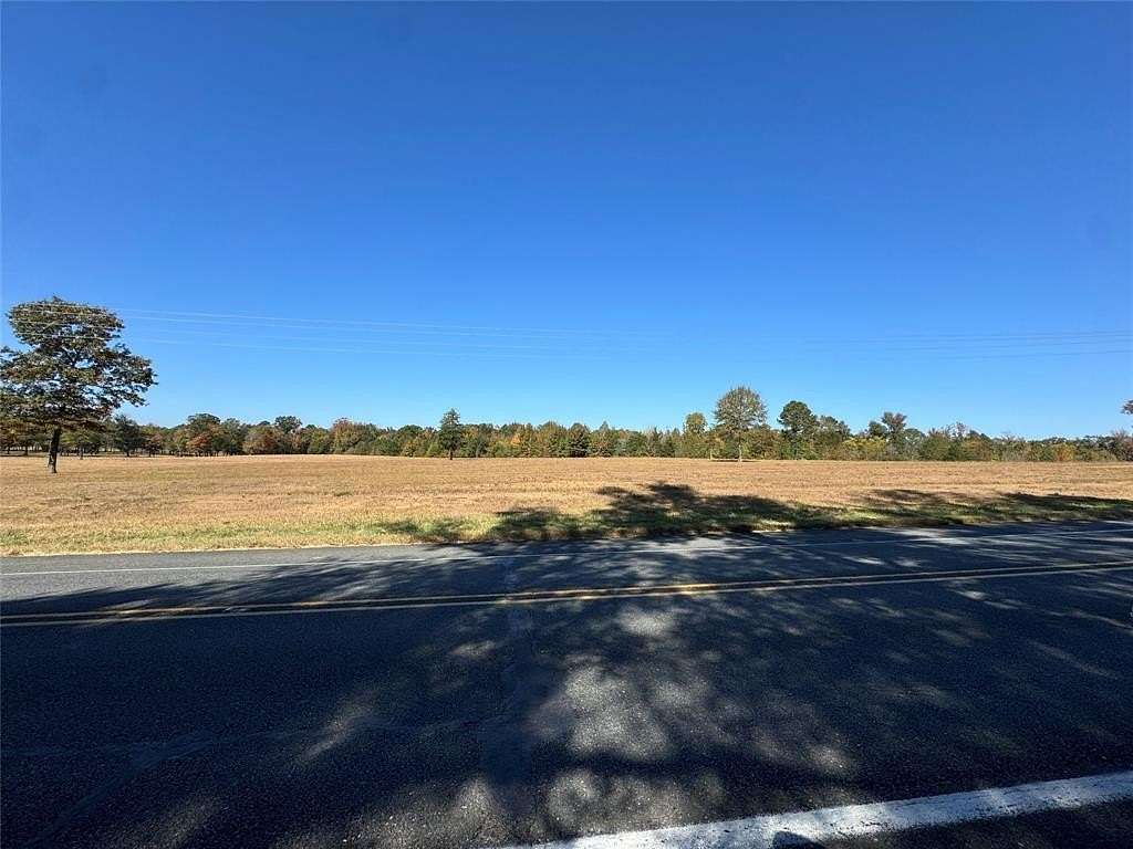 8 Acres of Residential Land for Sale in Homer, Louisiana