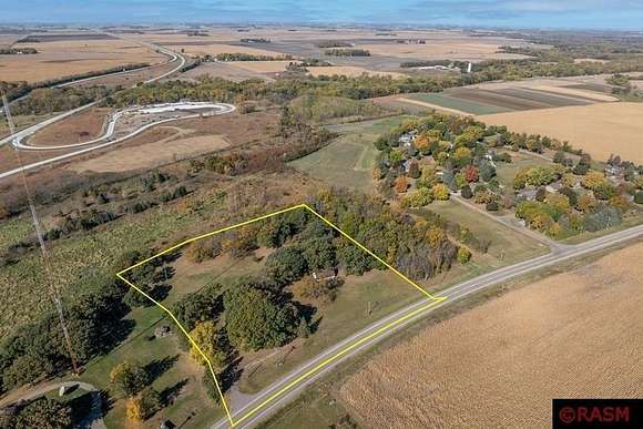 5.83 Acres of Residential Land for Sale in Blue Earth, Minnesota