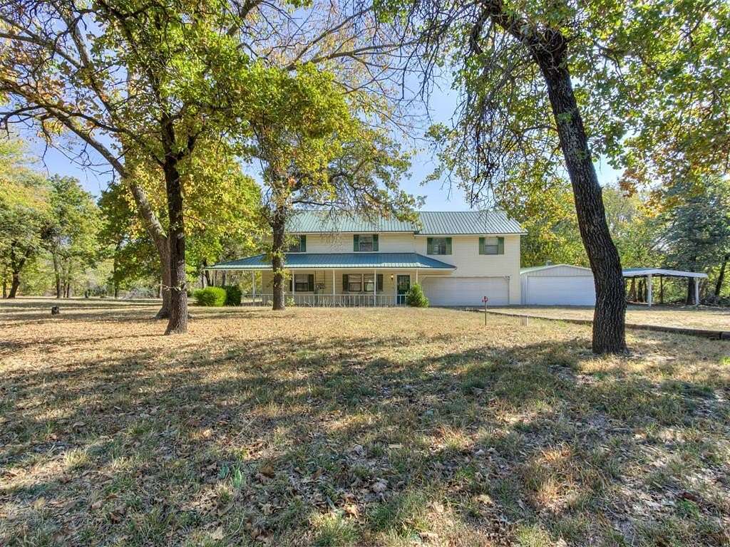 7.92 Acres of Residential Land with Home for Sale in Choctaw, Oklahoma