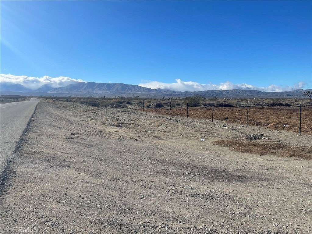 4.572 Acres of Land for Sale in Sun Village, California