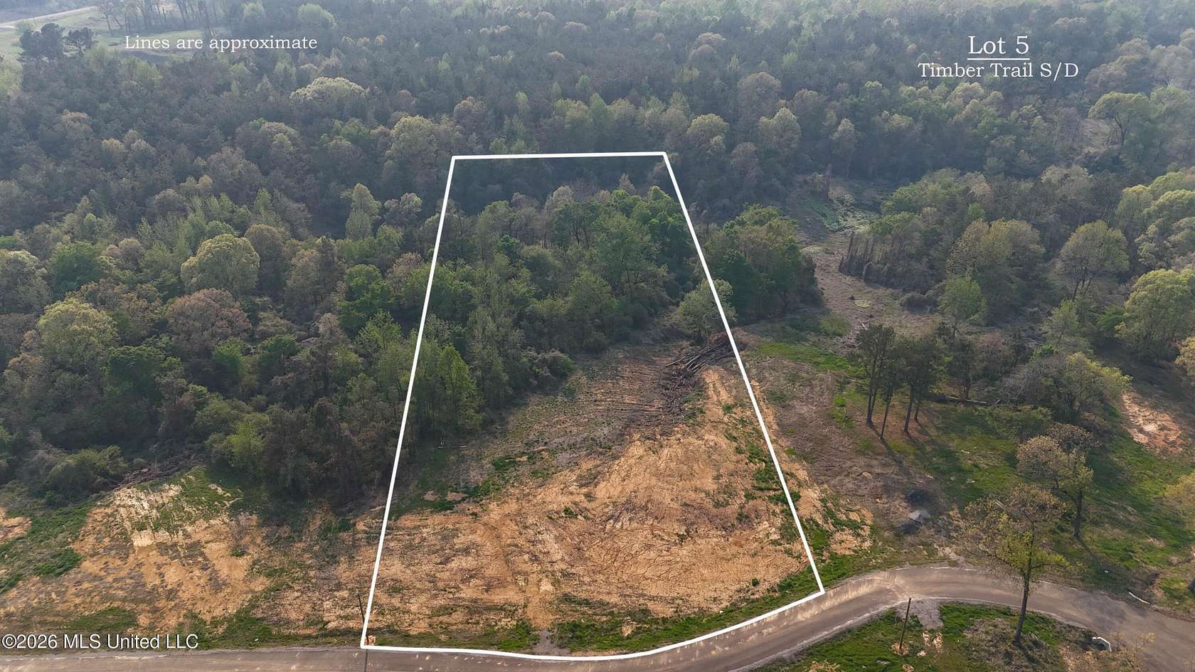 3.64 Acres of Residential Land for Sale in Senatobia, Mississippi