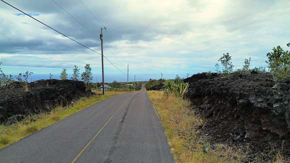 1.001 Acres of Land for Sale in Hawaiian Ocean View, Hawaii