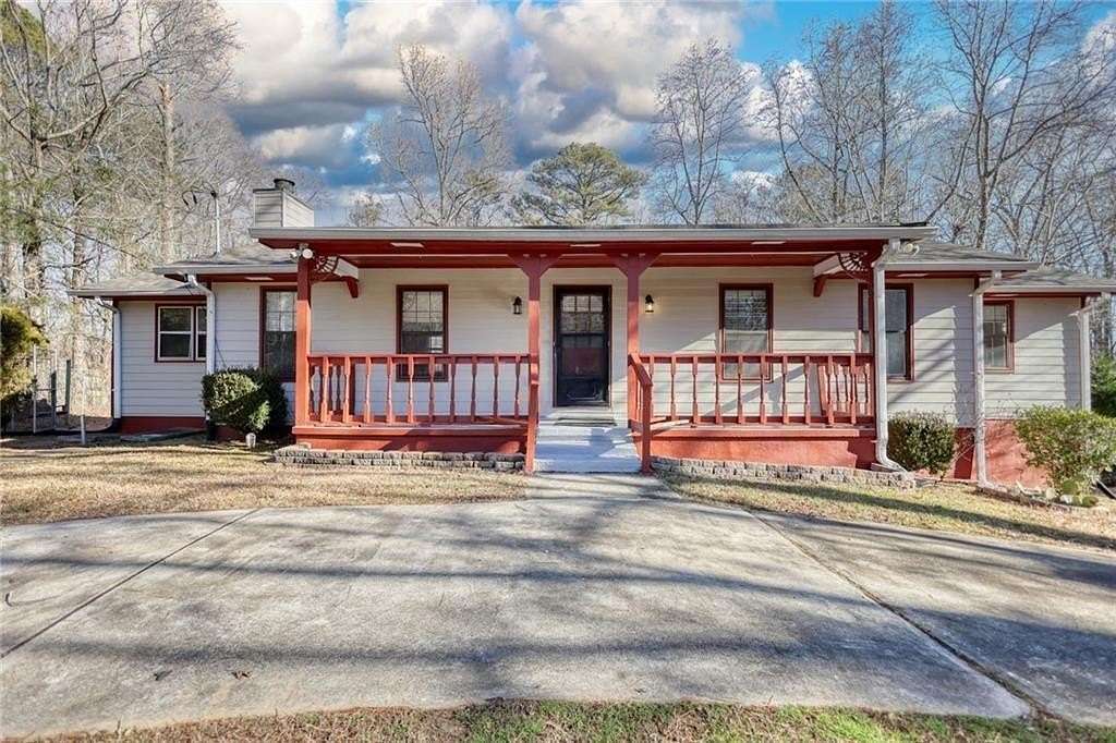 5.4 Acres of Residential Land with Home for Sale in Conyers, Georgia